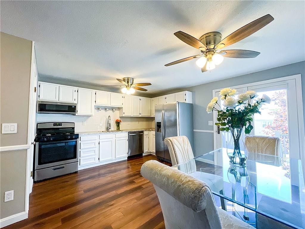 47 Ave APT 19, Johnston, RI 02919 Zillow