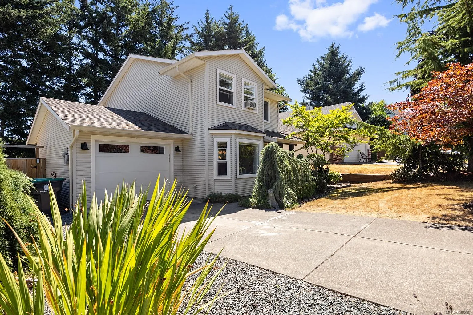 1273 Noel Ave photo 1