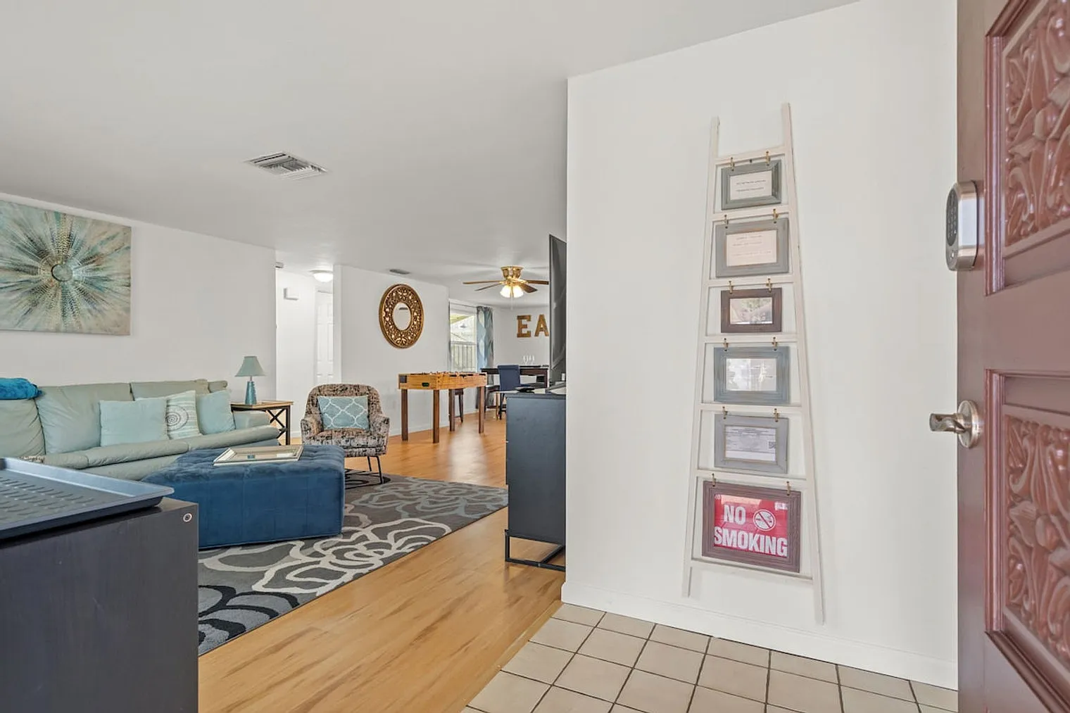 3 bed, 2.0 bath, $3,367 — Photo 2