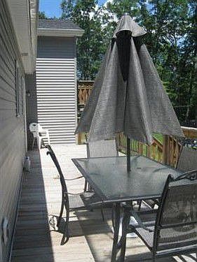 2nd image of 23 Camelot Ct