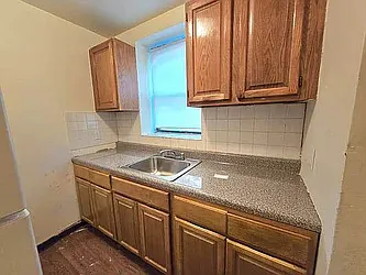 75 East 21st Street