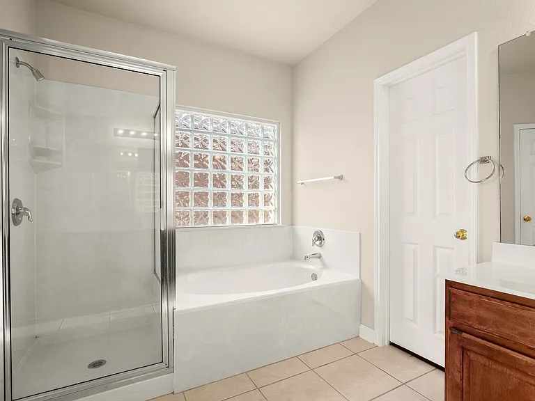 10105 Wind Cave Trl — Photo 13