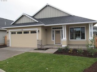 170 NW Warren St, Hillsboro, OR 97124