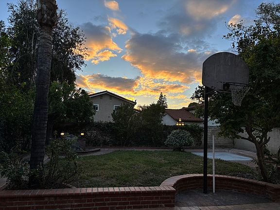 5th image of 7515 Melvin Ave