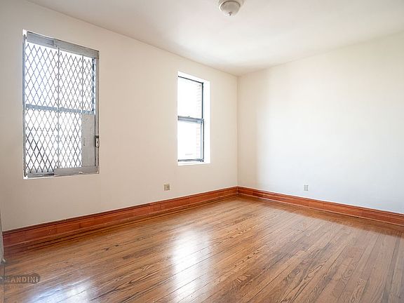 4th image of 64 W 108th St APT 5c