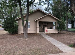 403 S 7th St, Canadian, TX 79014