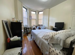 54 Burbank St #1M, Boston, MA 02115