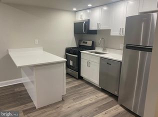 4331 Americana Dr #10, Annandale, VA 22003