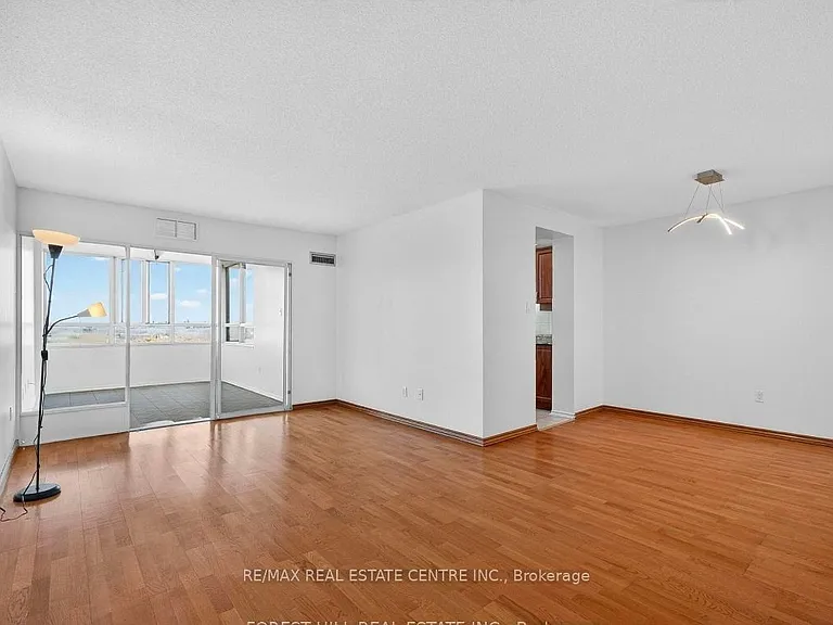 100 County Court Blvd #1201 — Photo 3