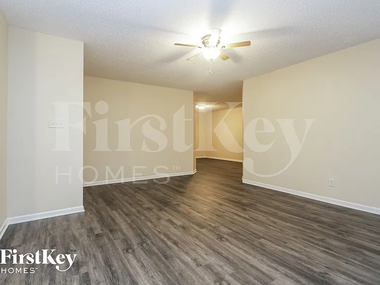 5805 Dollar Forge Dr — Photo 2