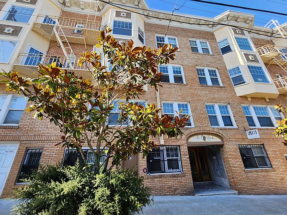 2nd image of 2190 Grove St APT 12