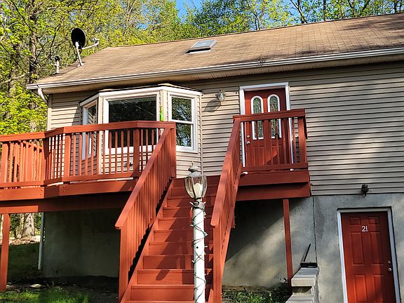 2nd image of 21 Woodland Cir N