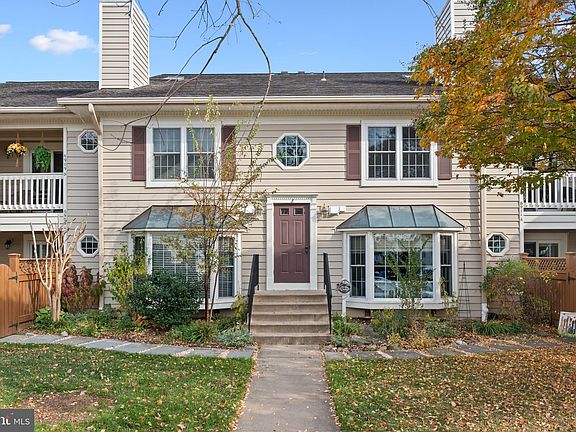 2nd image of 6911 Sandra Marie Cir Unit 6911B
