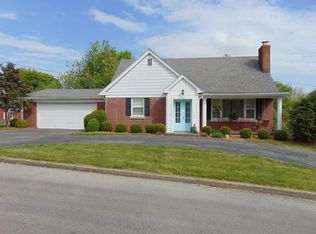 202 Pin Oak Dr, Richmond, KY 40475