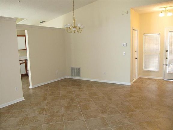 3rd image of 2700 Stone Oak Dr