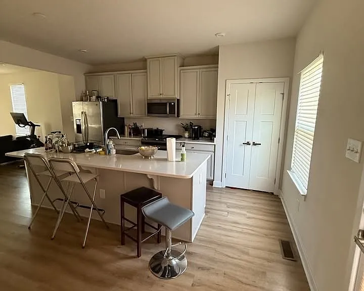 2145 Boro Ridge St — Photo 6