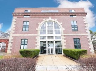 42 8th St APT 5104, Charlestown, MA 02129