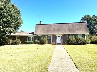 2301 Stonebridge Rd, Dothan, AL 36301