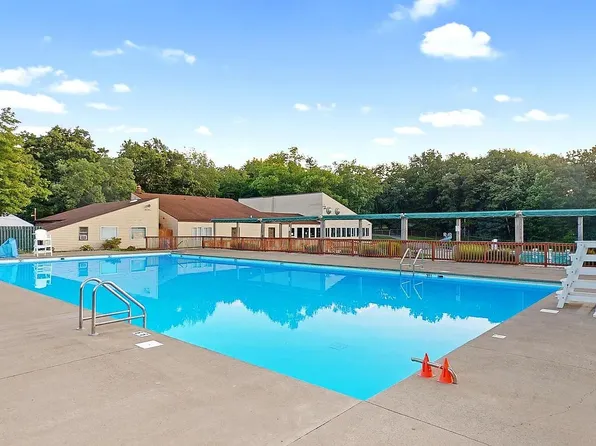 511 Walnut Street, Shohola, PA 18458