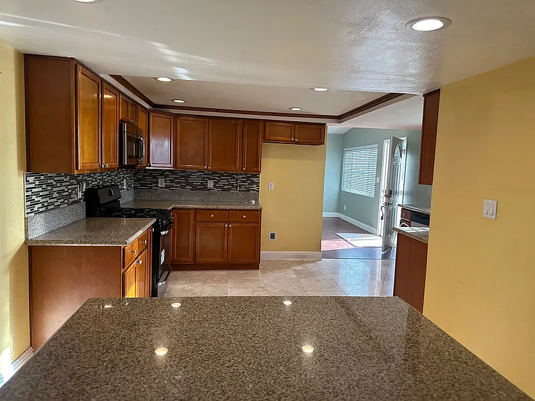 4981 Dassco Ct — Photo 4