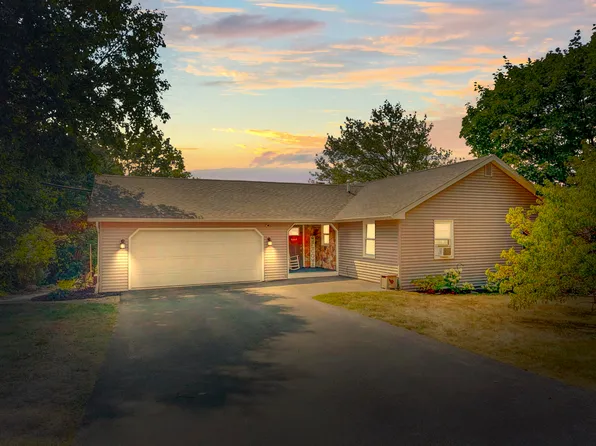 68 Frost Hill Avenue, Lisbon, ME 04252