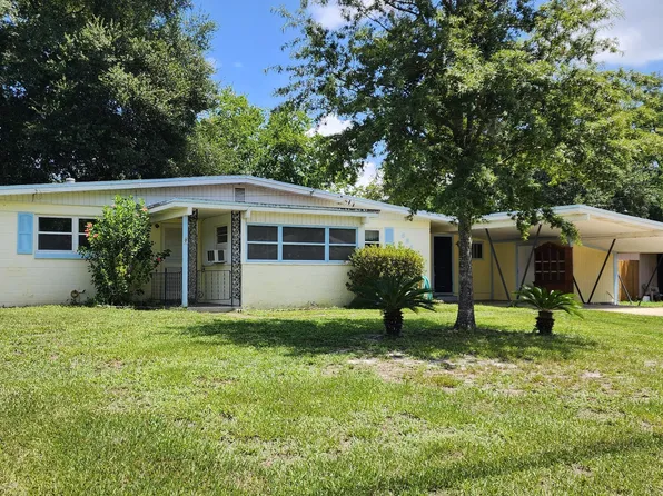 6863 SNOW WHITE Drive, Jacksonville, FL 32210
