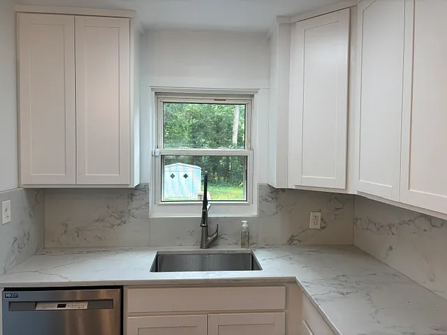 85 Morris St — Photo 18