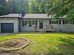 150 Riverview Dr, Saint Albans, WV 25177