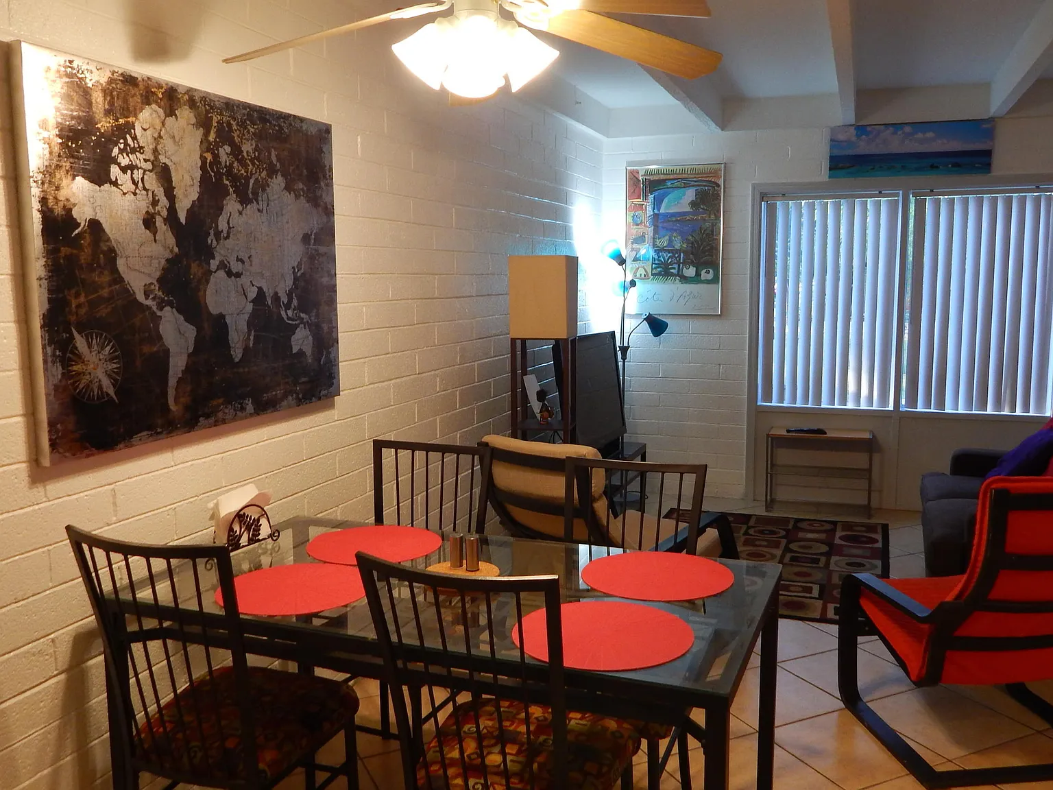 2 bed, 1.5 bath, 900 sqft, $1,575 — Photo 3