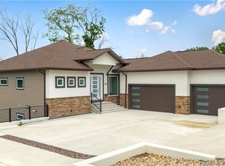 5499 Deephaven Ln, Osage Beach, MO 65065