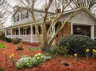 6472 Lamshire Rd, Kernersville, NC 27284