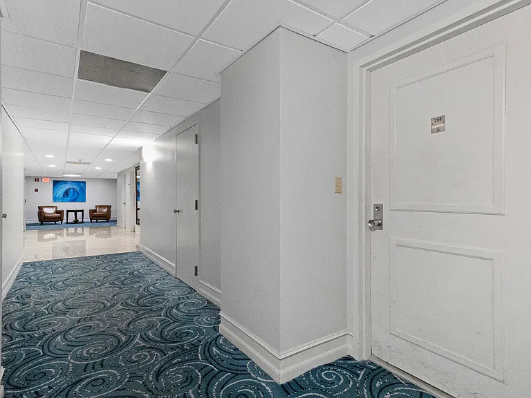3900 Galt Ocean Dr #2114 — Photo 35