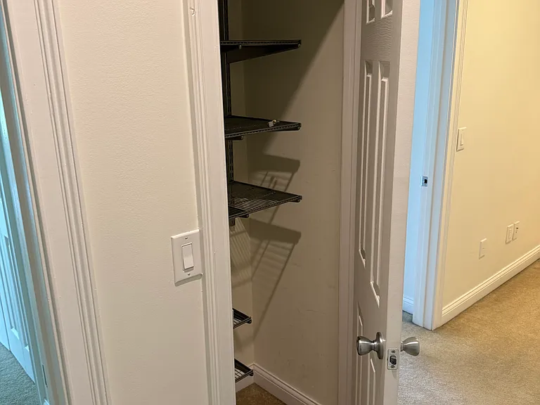 324 Mulberry St — Photo 18