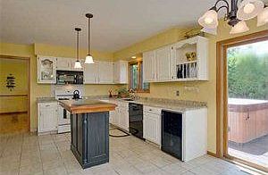 5th image of 4521 Copperfield Dr