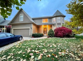 13228 Connell St, Overland Park, KS 66213
