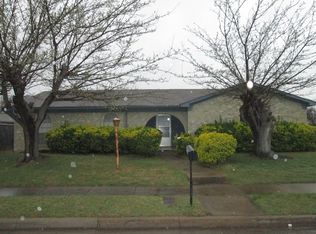 2816 Roland Ct, Fort Worth, TX 76140