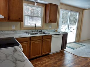 851 N Saint Joseph St, Suttons Bay, MI 49682