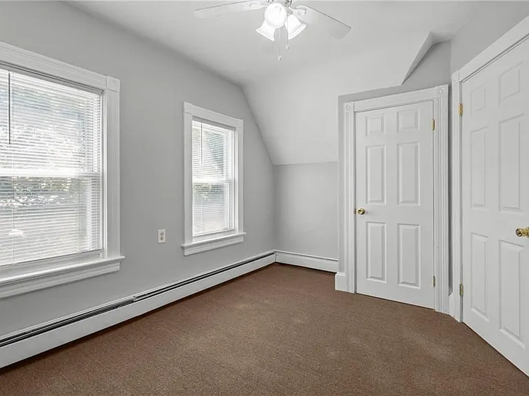 9 Gardner Ave — Photo 29