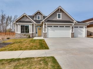 5746 N Exeter Ave, Meridian, ID 83646