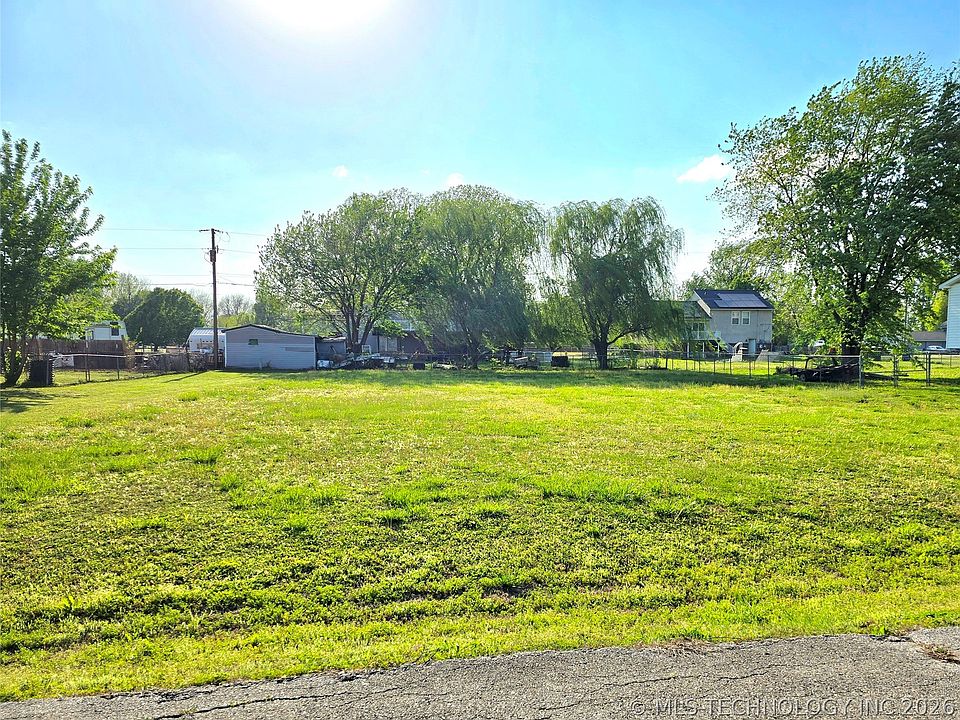 2nd image of 17470 S 92nd East Ave