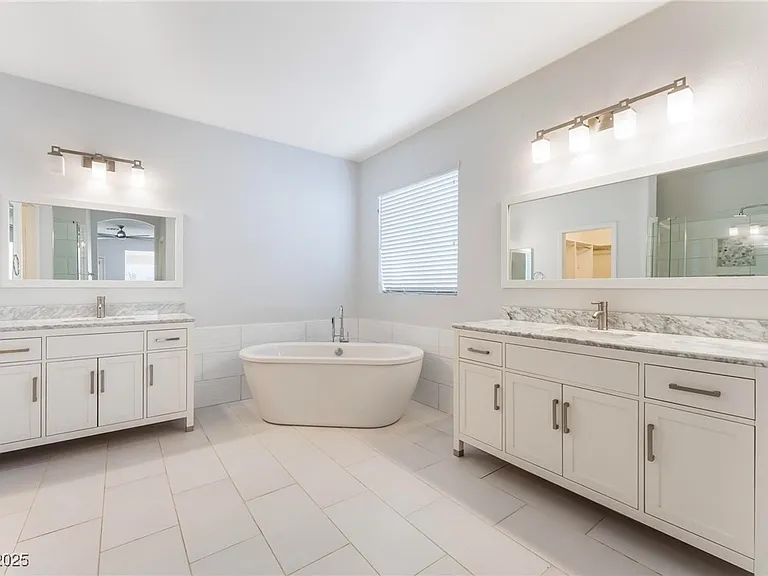 2267 Alanhurst Dr — Photo 28