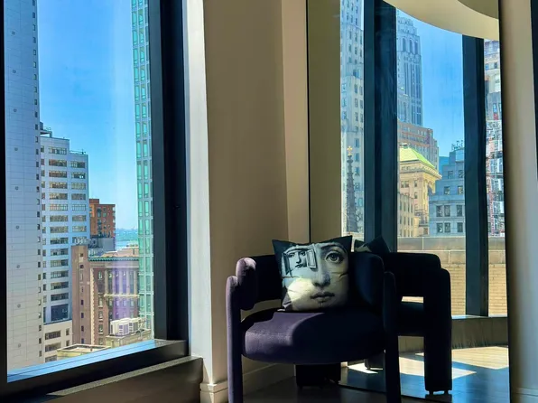125 Greenwich Street image 1 of 21