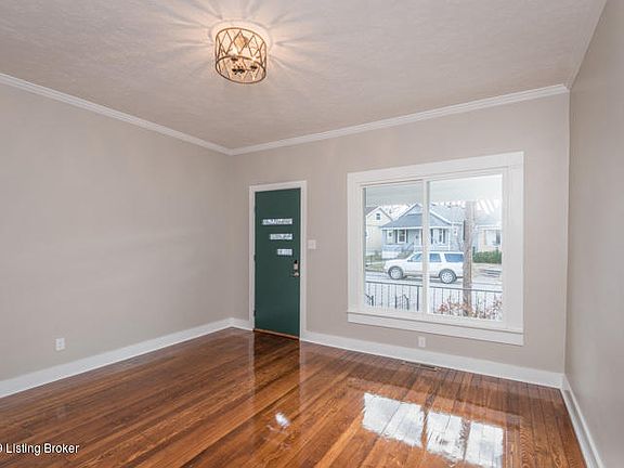 5th image of 1534 Texas Ave