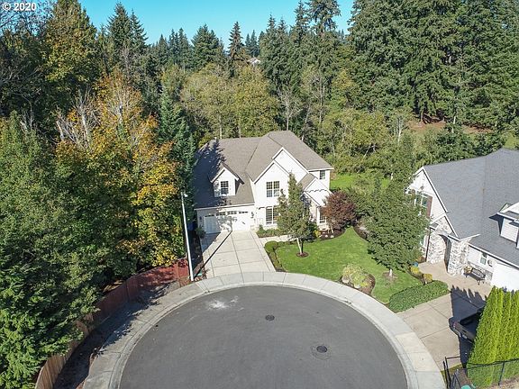 2nd image of 10213 NE 28th Ct