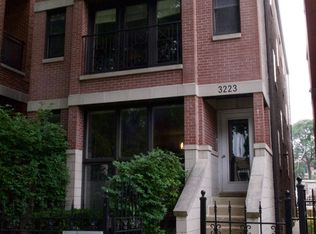 3223 N Racine Ave #1, Chicago, IL 60657