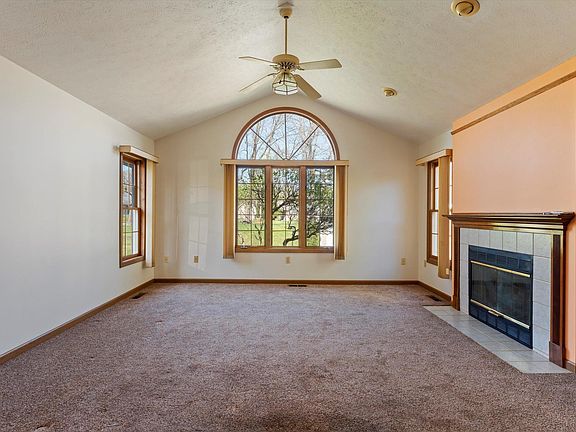 5th image of 3859 Sandpiper Cove Run