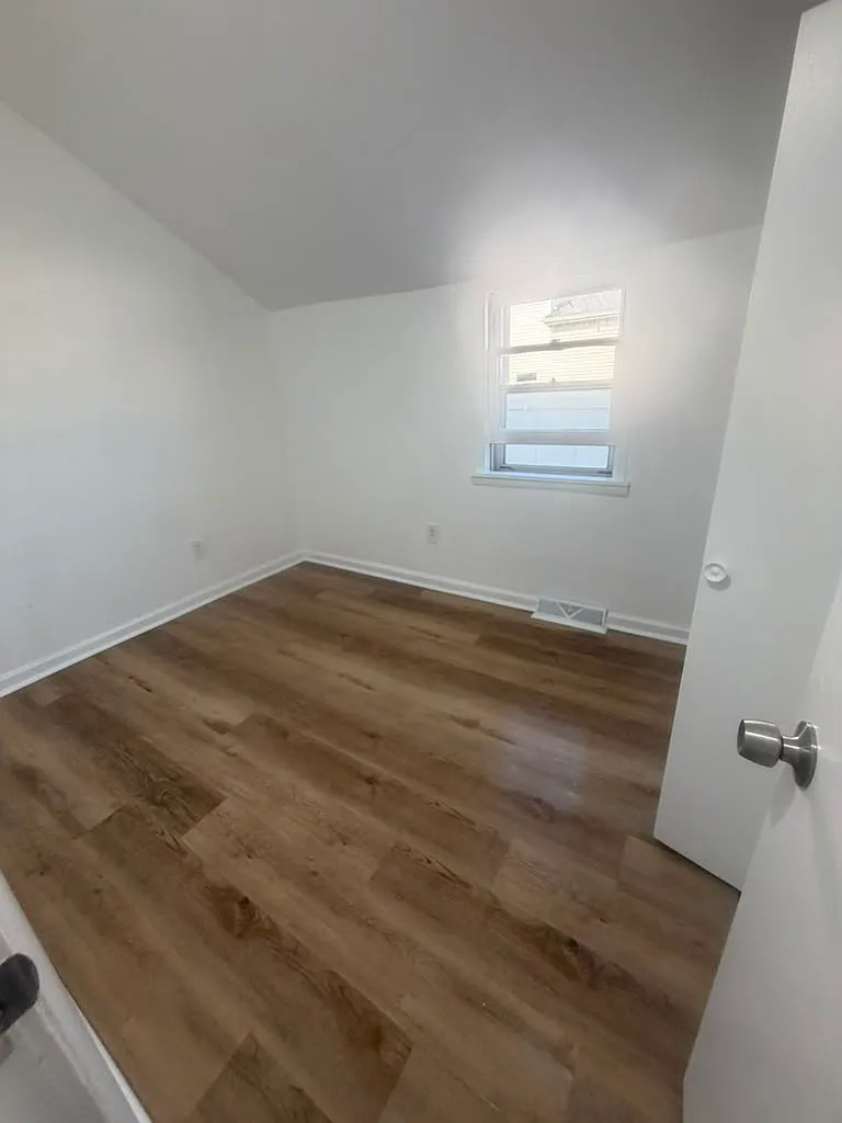 3 bed, $2,600 — Photo 3
