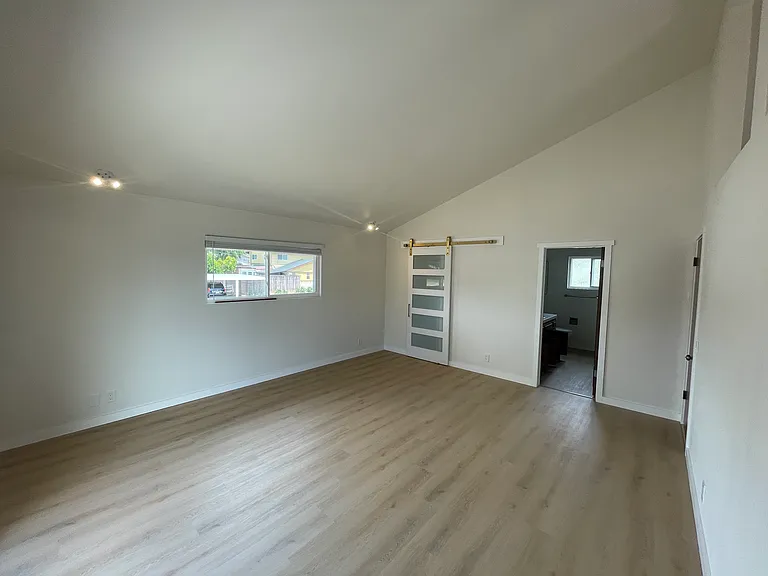 1300 Oak Ave #4 — Photo 15