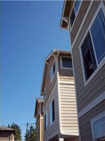 2nd image of 3808 13th Ave W