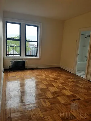 Rented by Hillel Realty Group | media 10